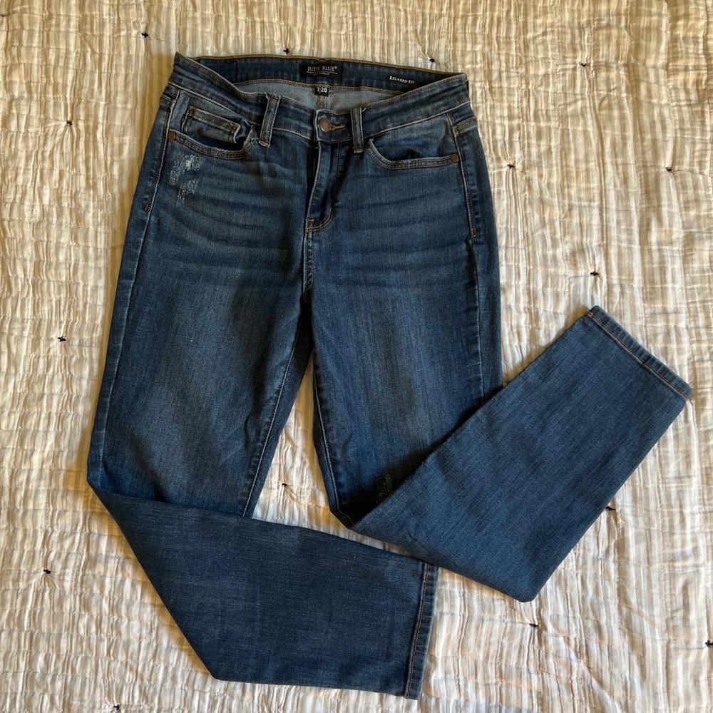 Judy Blue Relaxed Fit Distressed Straight Leg Jeans Medium Wash Size 7/28